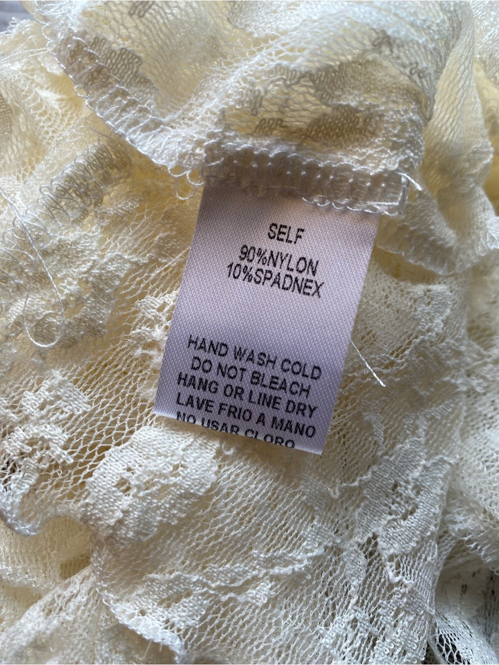 easel Cream Lace Tiered Ruffle Long-Sleeve Blouse - Picture 7 of 8